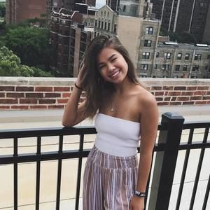 Meet your Posher, Danielle